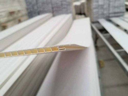 扣板為什么需要添加熒光增白劑？