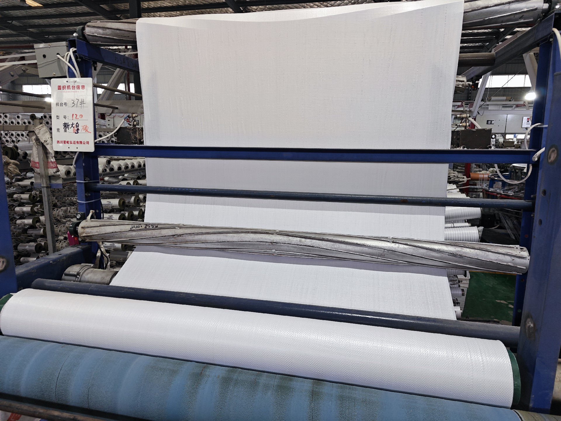 1704527107123309.jpg 1704527107123309.jpg